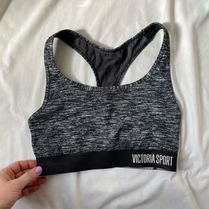 VS sports bra